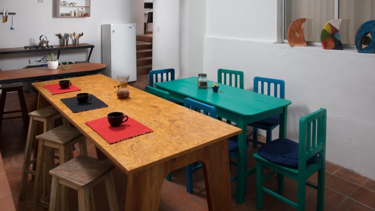 AlterNative Hostels Cuenca Eksteriør billede